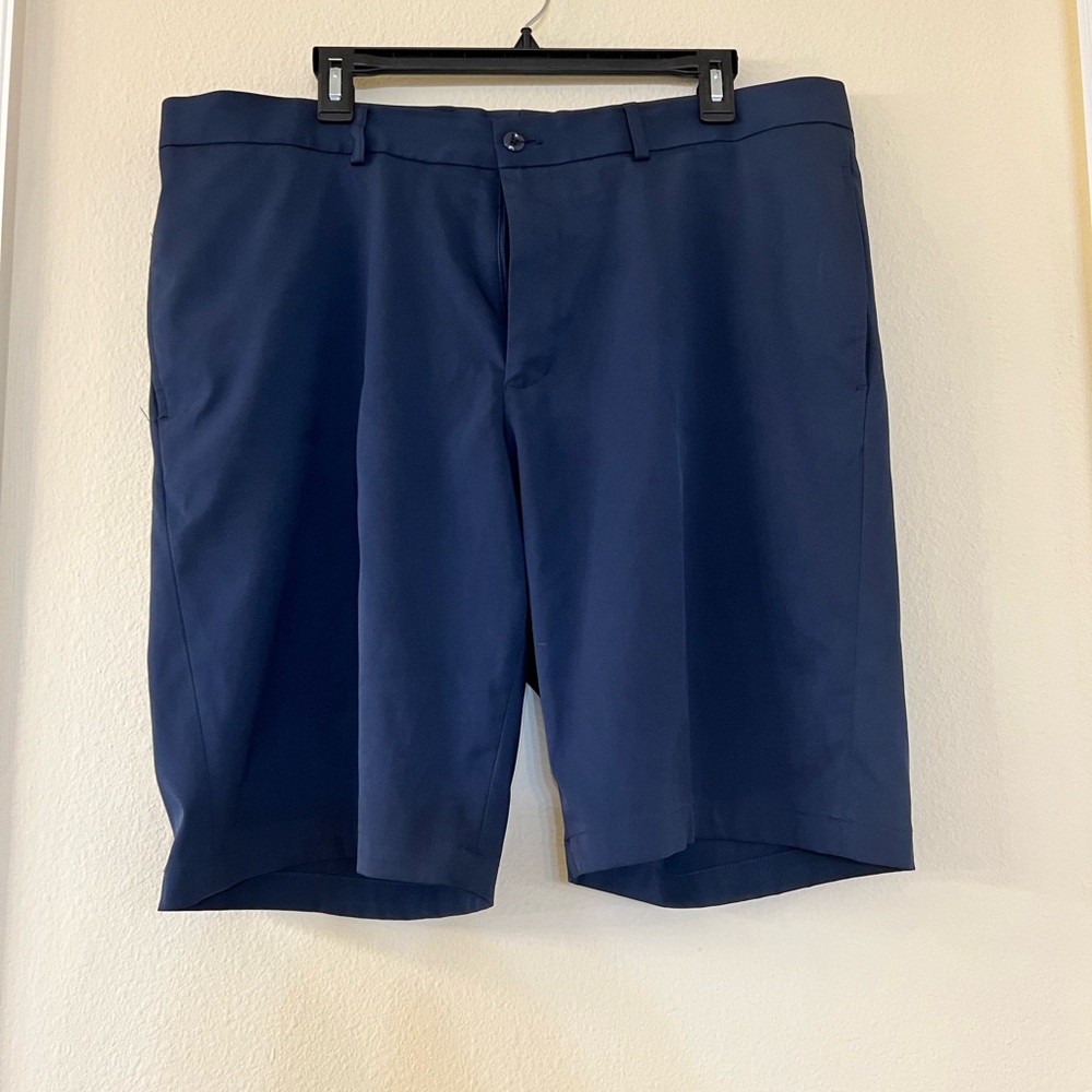 Navy men’s golf shorts size 38